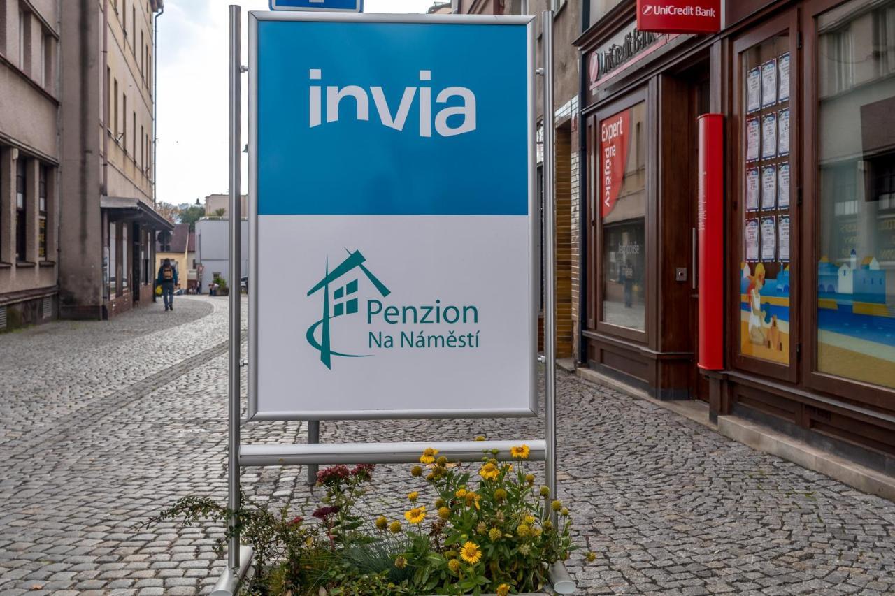 Penzion Na Namesti Двур-Кралове-над-Лабем Экстерьер фото